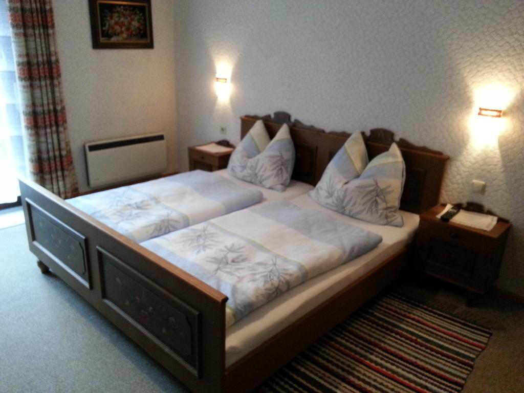 Haus Chorinskyklause Apartamento Bad Goisern Quarto foto
