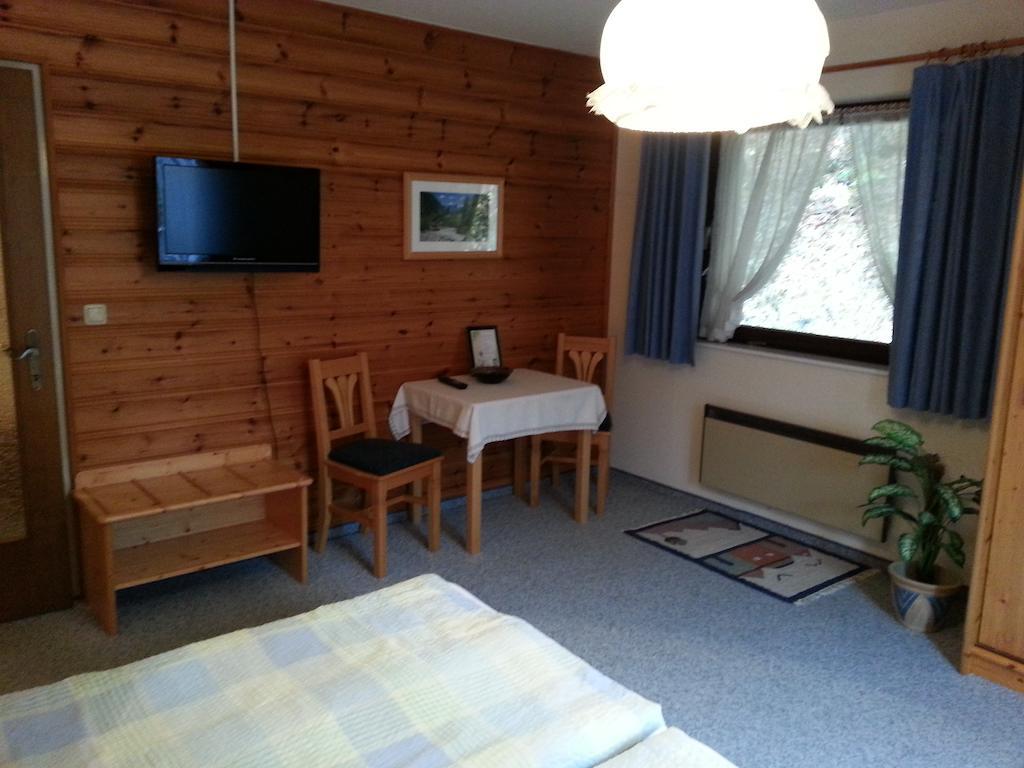 Haus Chorinskyklause Apartamento Bad Goisern Quarto foto
